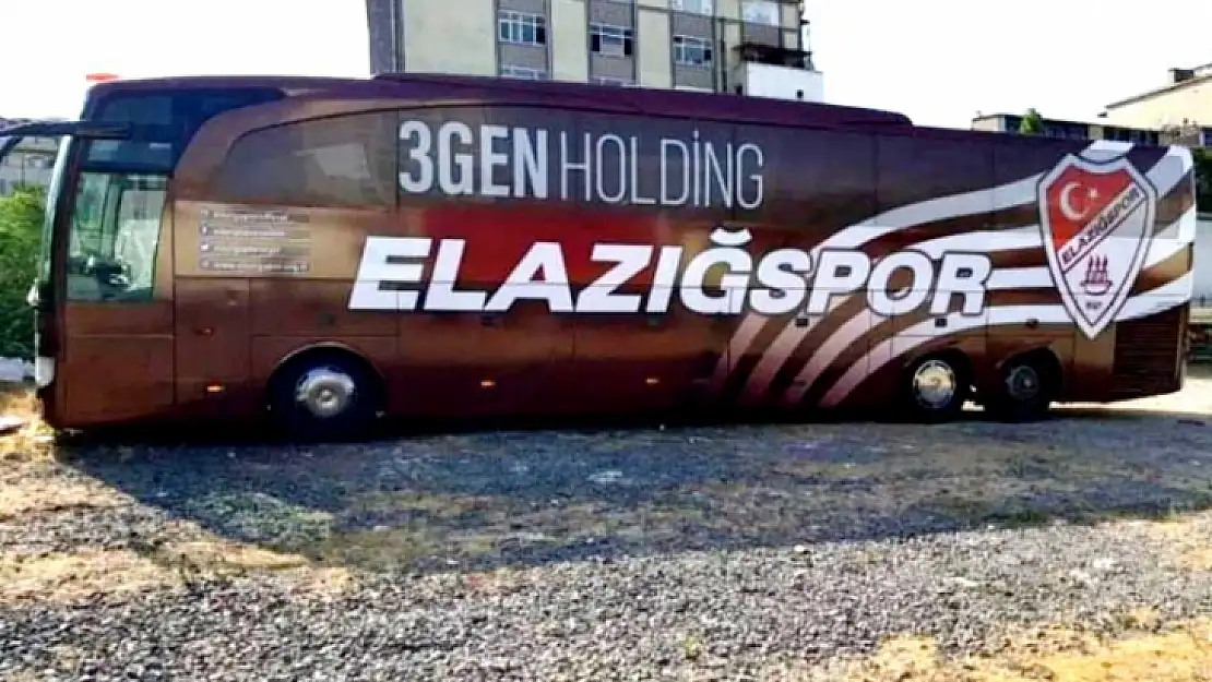 Elazığspor Otobüsüne Yeni Dizayn Beğenildi