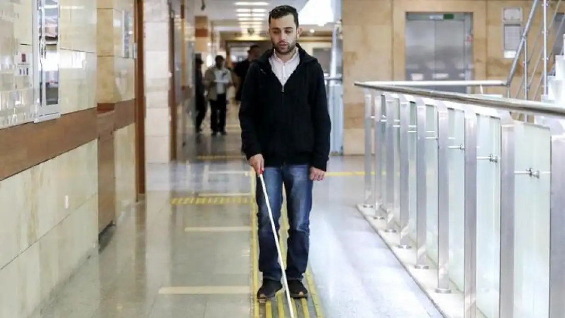 Evde Bakım Yardımından 42 Bin Görme Engelli Yararlandı