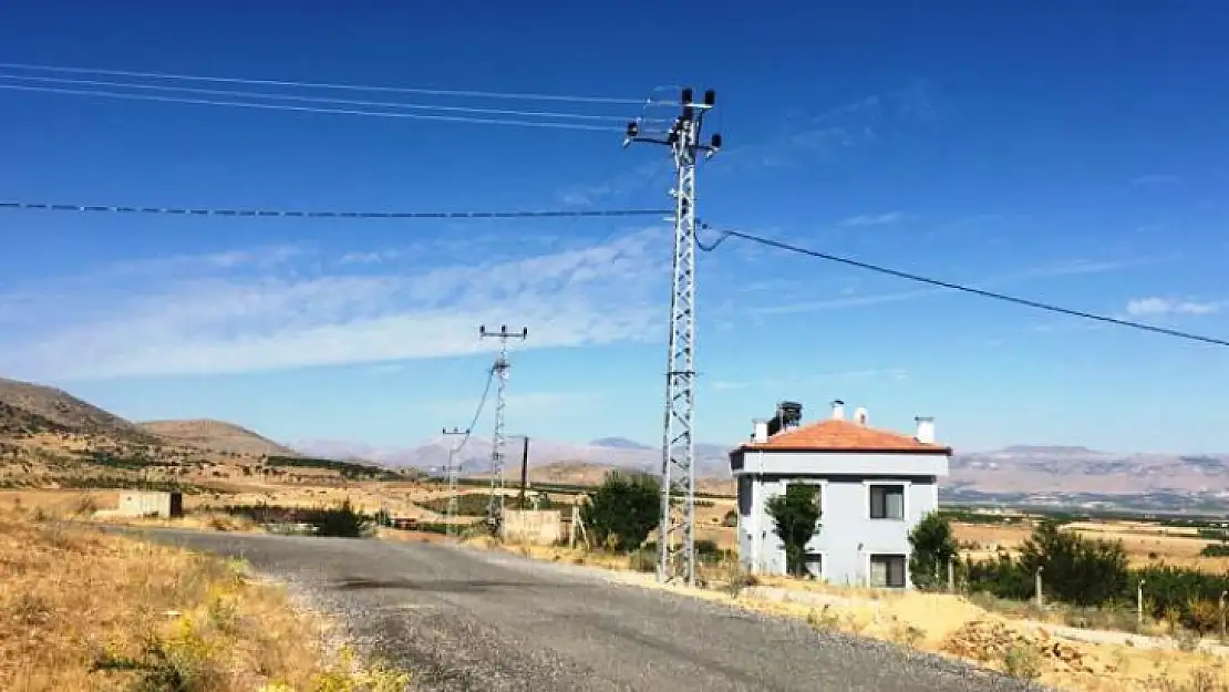 Fırat Edaş'tan Yeşilyurt'a 1 Milyon 211 Bin Tl Tutarında Yatırım
