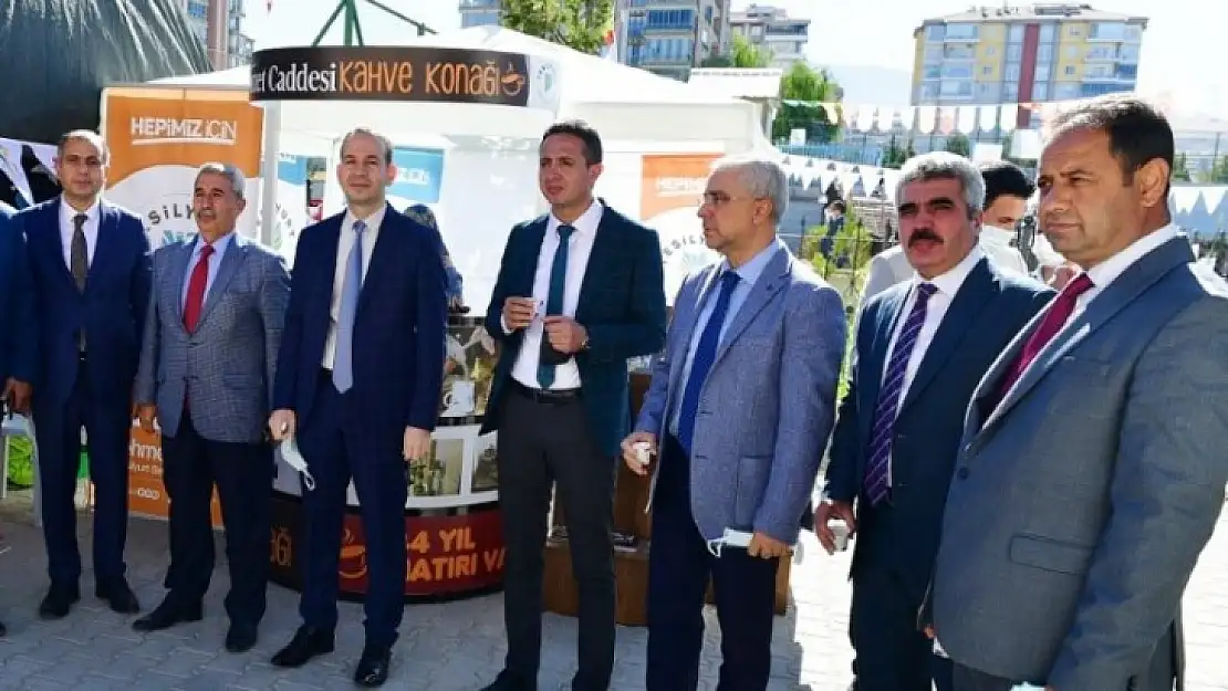 Geleceğin Bilim Adamları Yeşilyurt Bilim Şenliğinde Buluştu