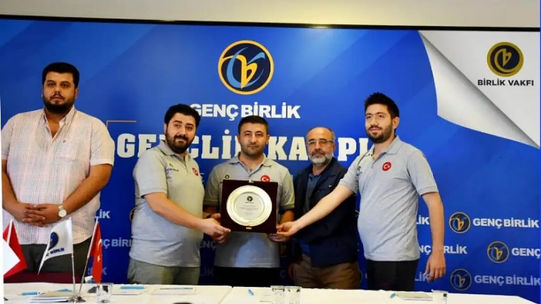 Genç Birlik Malatya Şubesinde Devir Teslim Töreni
