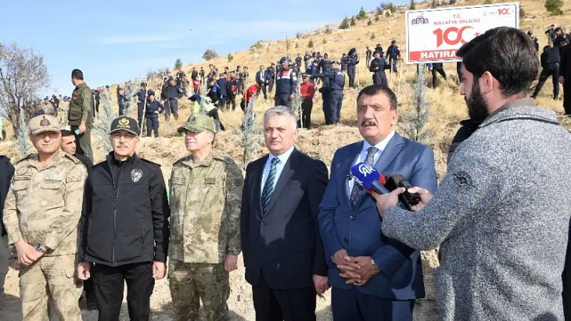 Gürkan' 1000 Fidanın Toprakla Buluşturulması Malatya Açısından Önemlidir'