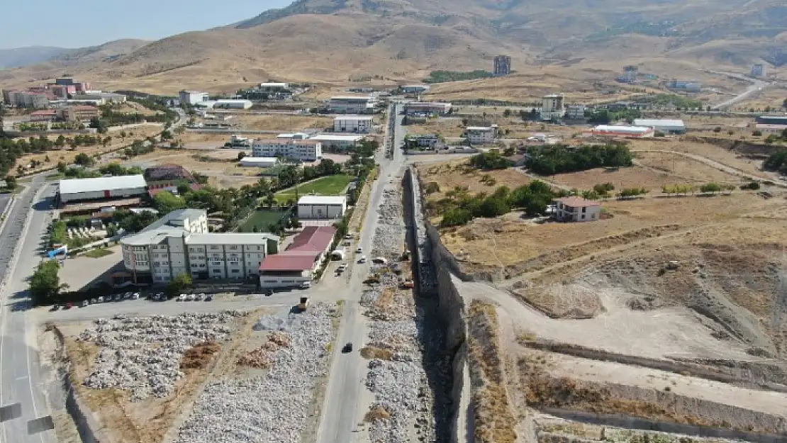 Gürkan' Bölge Trafiğini Rahatlatacak Bir Yol Ağı Oluşturuyoruz'