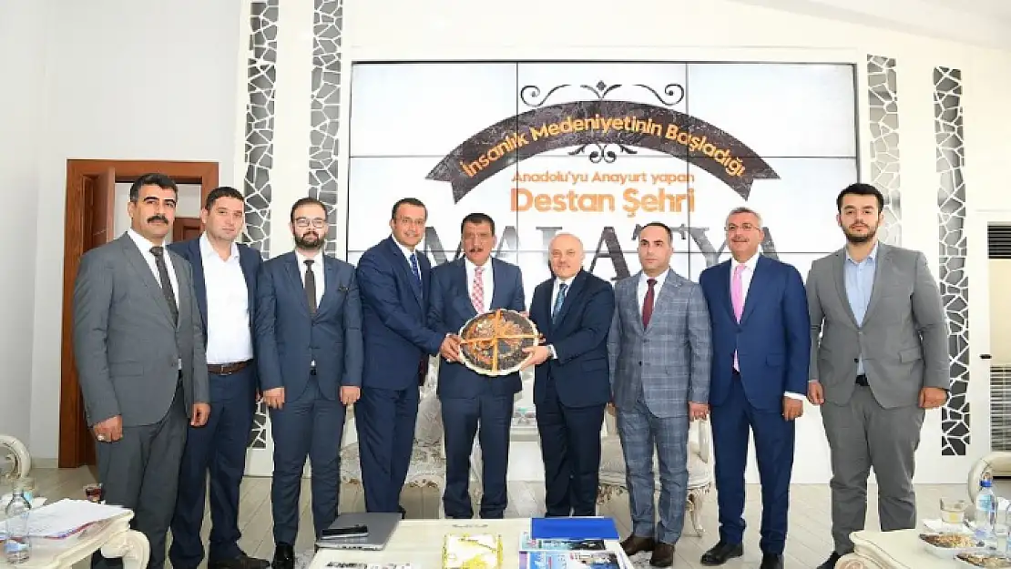 Hak-İş Genel Başkan Yardımcısı Öz'den Başkan Gürkan'a Ziyaret