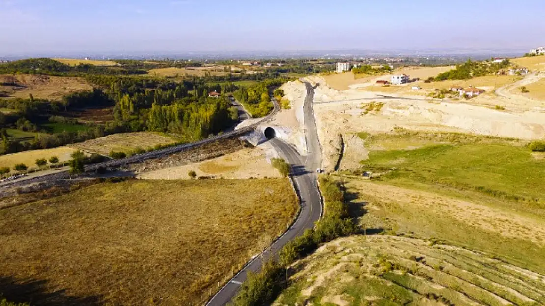 Hatunsuyu'na Trafik Akışı Daha Güvenli Hale Getirildi