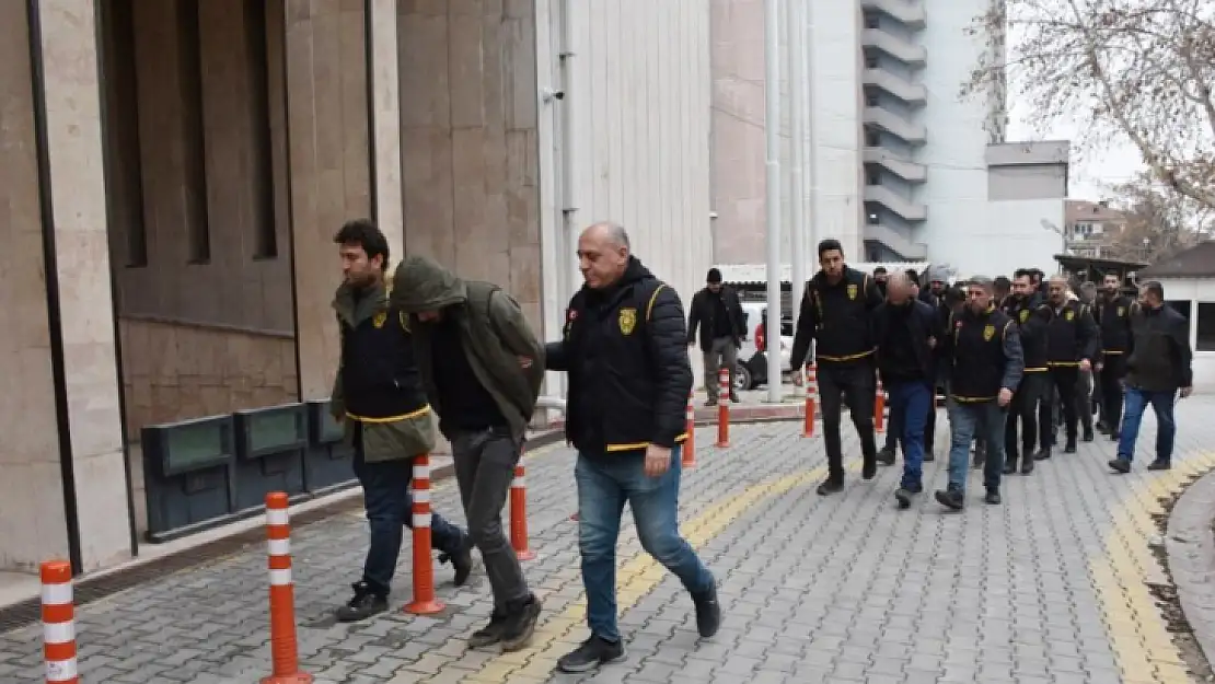 Hırsızlık Şebekesi Çökertildi