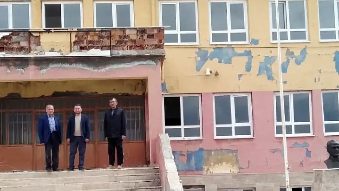İlçe Müdürü Cengiz'den Akçadağ'daki Okullarda İnceleme