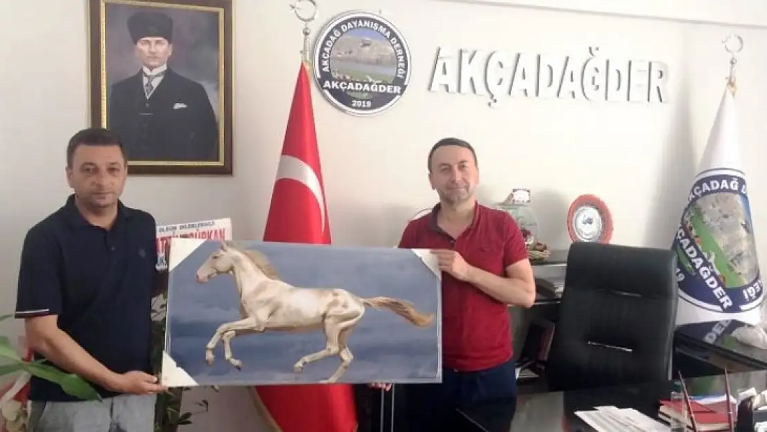 İş İnsanı Özcan'dan AKÇADAĞDER'e Ziyaret
