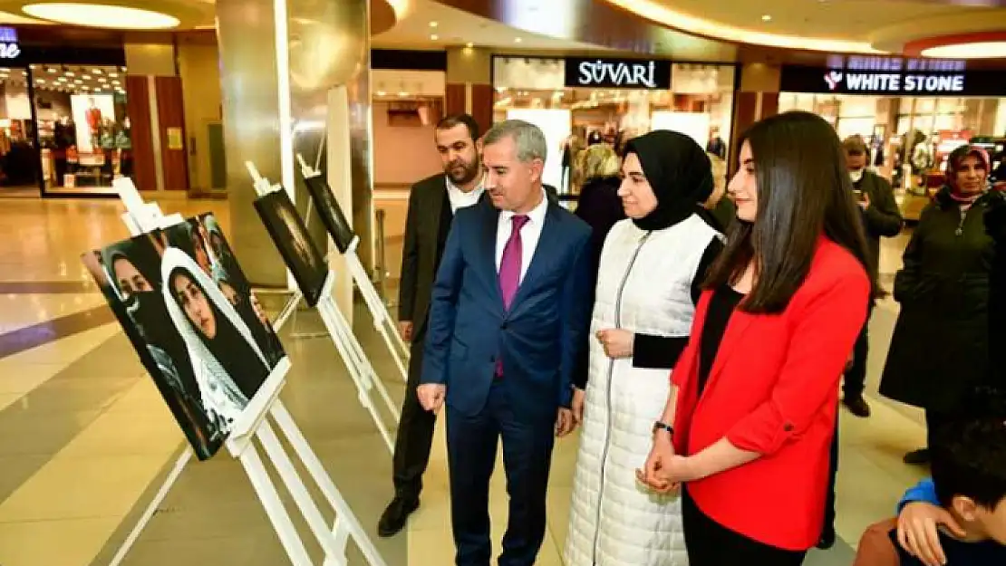 'Işığın Gölgesinde Kadın' Fotoğraf Sergisi ve Müzik Dinletisine Büyük İlgi