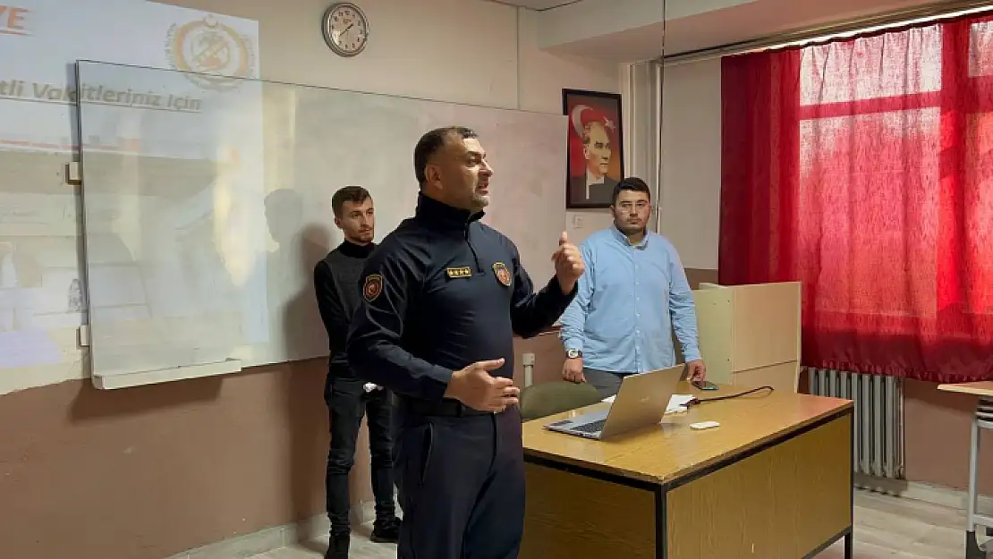 İtfaiye Dairesi 2022 Yılında 7 Bin 178 Olaya Müdahale Etti