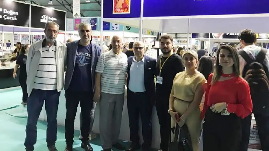 İyi Parti Battalgazi İlçe Teşkilatından Kitap Fuarına Ziyaret