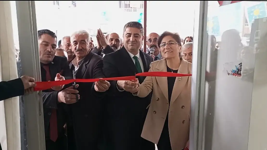 İyi Parti Doğanşehir'de Seçim Bürosunu Açtı