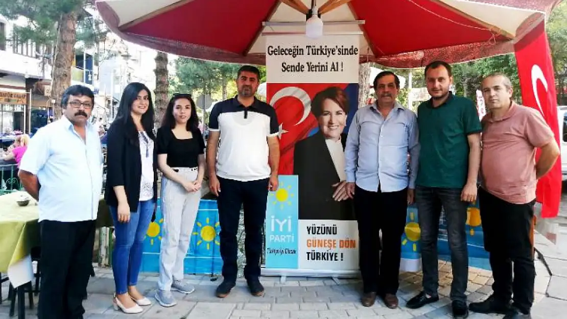 İYİ Parti Yeşilyurt İlçe Başkanlığı üye kaydına devam ediyor