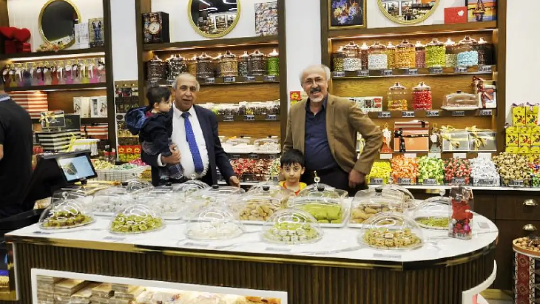 Karnel Nuts Store Kuruyemiş Sevenlerin Favori Mekanı