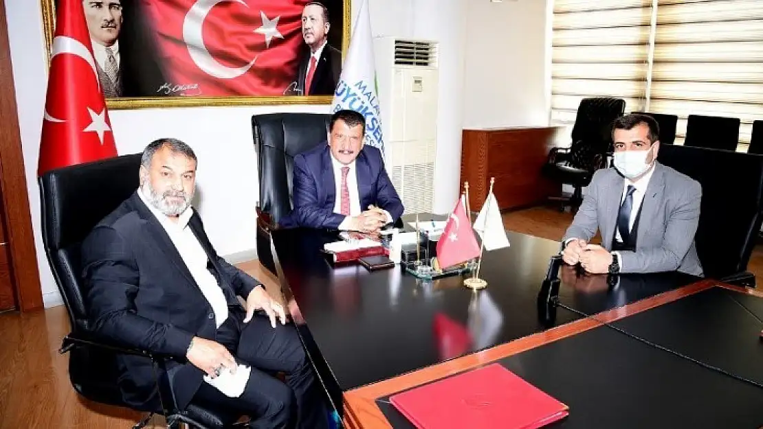 Kaynarca Mahalle Mutarından Başkan Gürkan'a Teşekkür Ziyareti