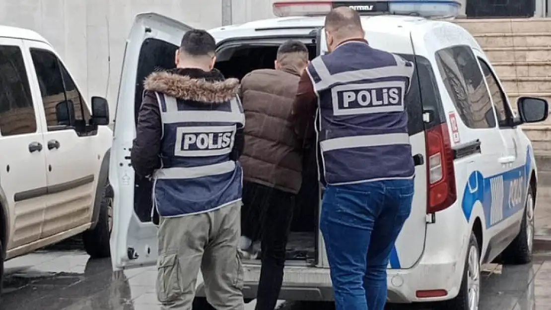 Klima Hırsızı Polisten Kaçamadı