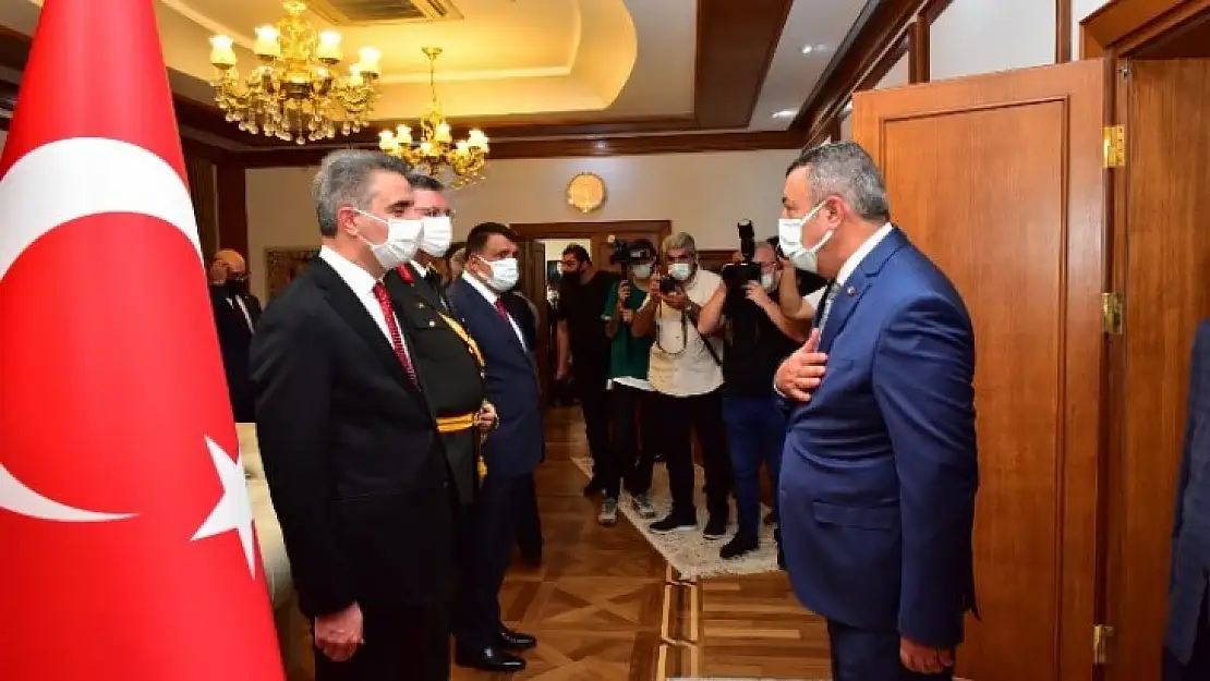 Malatya'da 30 Ağustos Zafer Bayramı ve Türk Silahlı Kuvvetler Günü Kutlandı