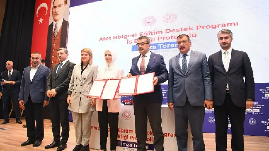 Malatya''da Afet Bölgesi Eğitim Destek Programı İş Birliği Protokolü İmza Töreni Gerçekleştirildi