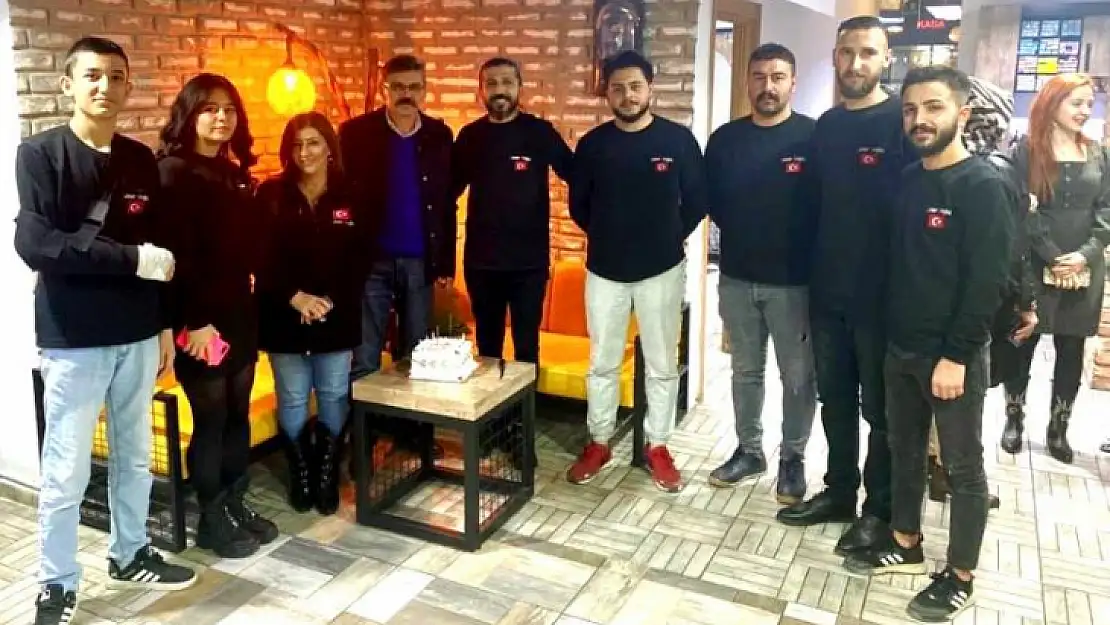 Malatya Park AVM Şener Eroğlu Kuaför ve Güzellik Salonundan 6. Kuruluş yıldönümü Coşkusu