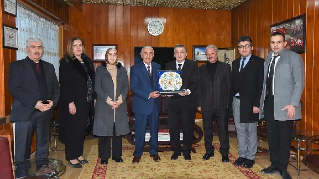 Malatya Tabip Odası Yönetiminden Başkan Evren'e Ziyaret