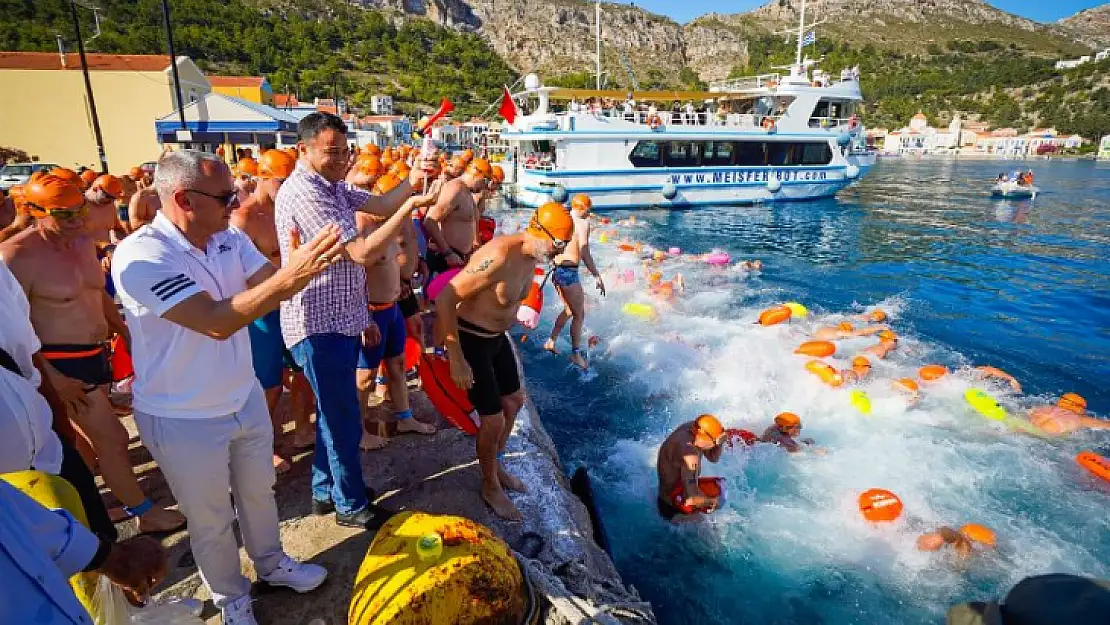 Meis Adası'ndan Başlayan Yarış Kaş'ta Sona Erdi