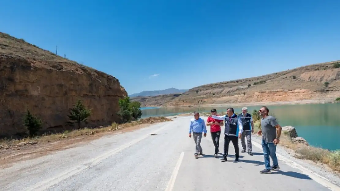 Mert' Kayanın İçinde Boru Geçiriyoruz'
