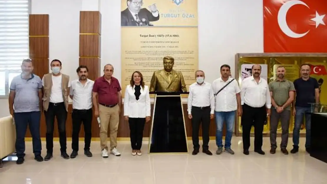 MGC'den Rektör Prof. Dr. Bay Karabulut'a Ziyaret