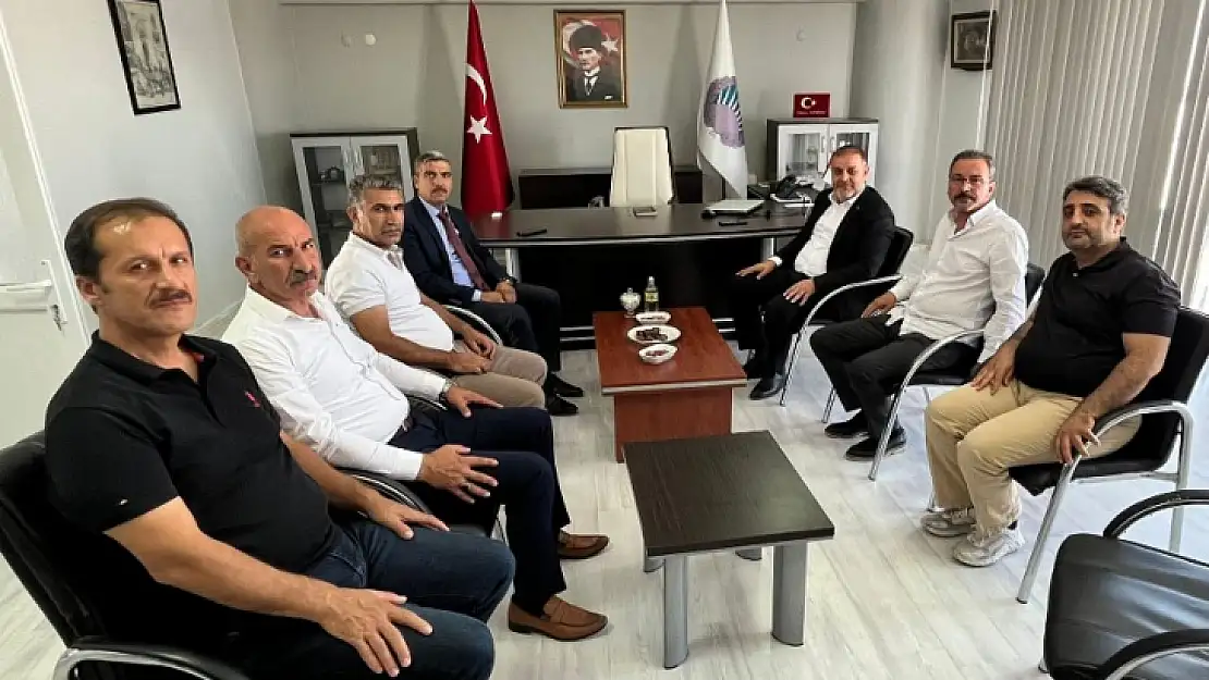 MHP İl Teşkilatından B. Şehir Zabıta Dairesi Başkanı Hüseyin Hanbay'a Ziyaret