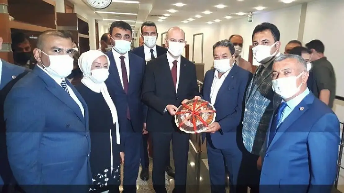 MHP Malatya Heyetinden İçişleri Bakanı Soylu'ya Ziyaret