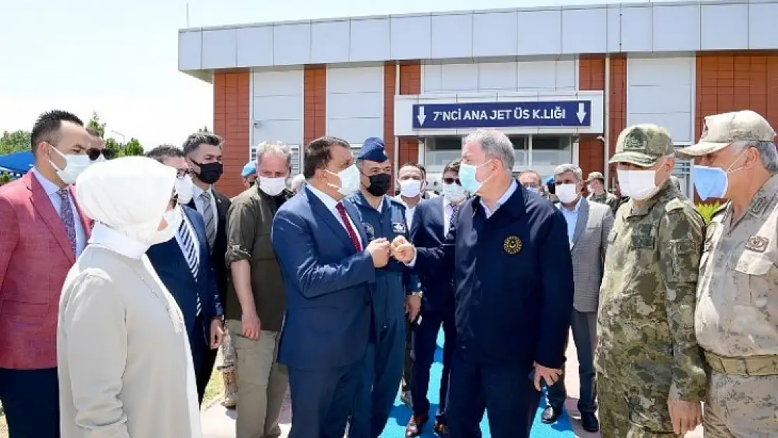 Milli Savunma Bakanı Hulusi Akar Malatya'yı Gezdi