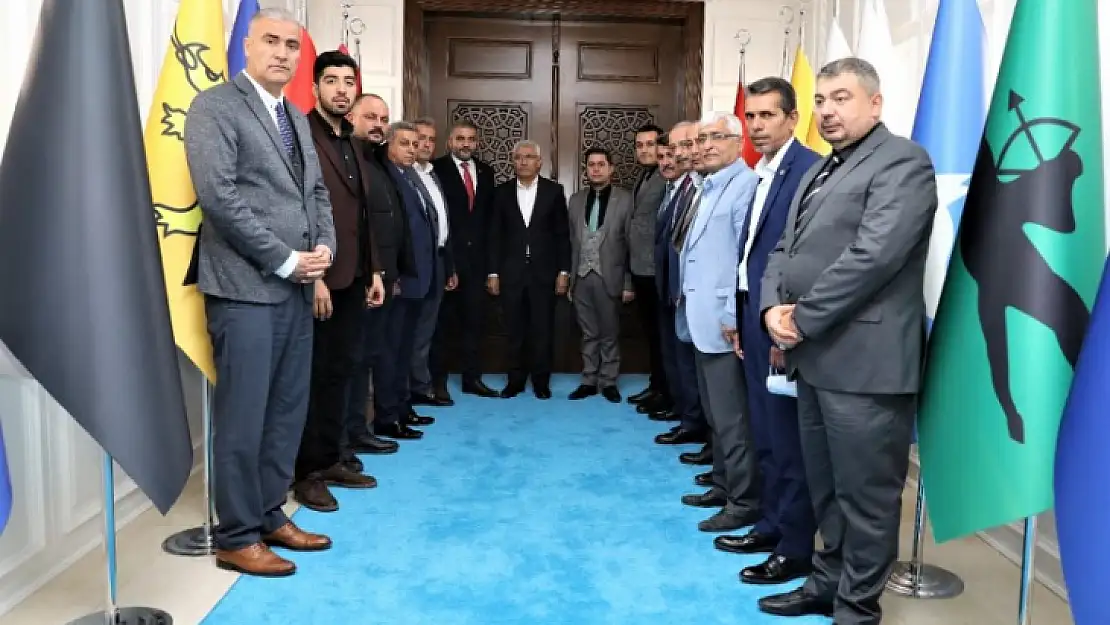 Muhtarlar Derneği'nden Başkan Güder'e Ziyaret