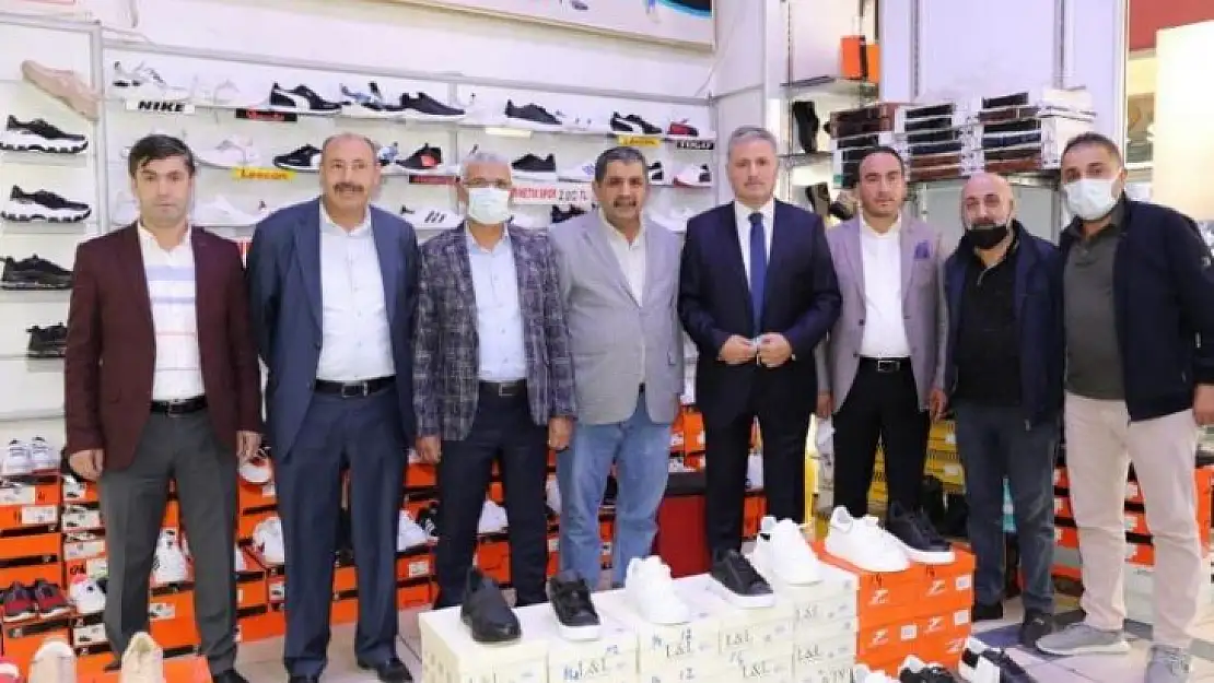 Mv. Çakır'a Esnaflardan Büyük İlgi