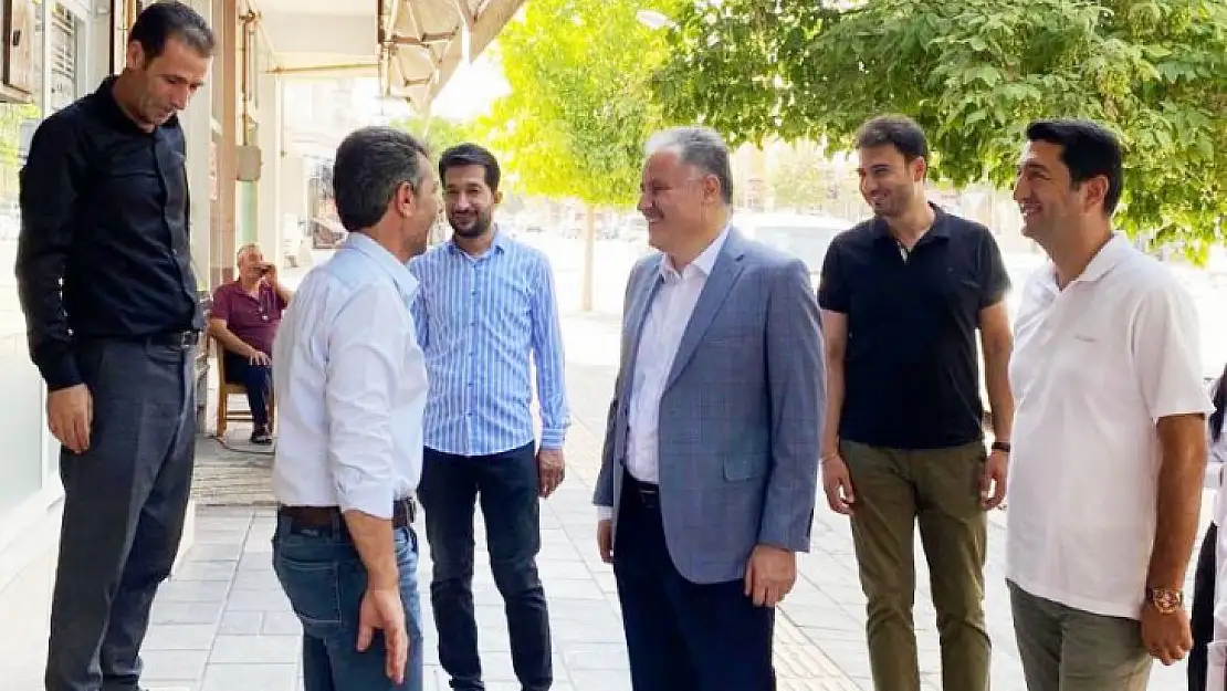 Mv. Çakır, Esnaflarla bir Araya Geldi