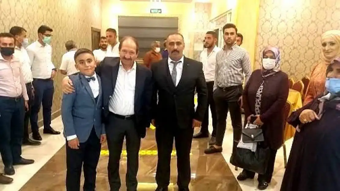 Mv. Ömer Faruk Öz Adaşı Ömer Faruk'a Kirve Oldu