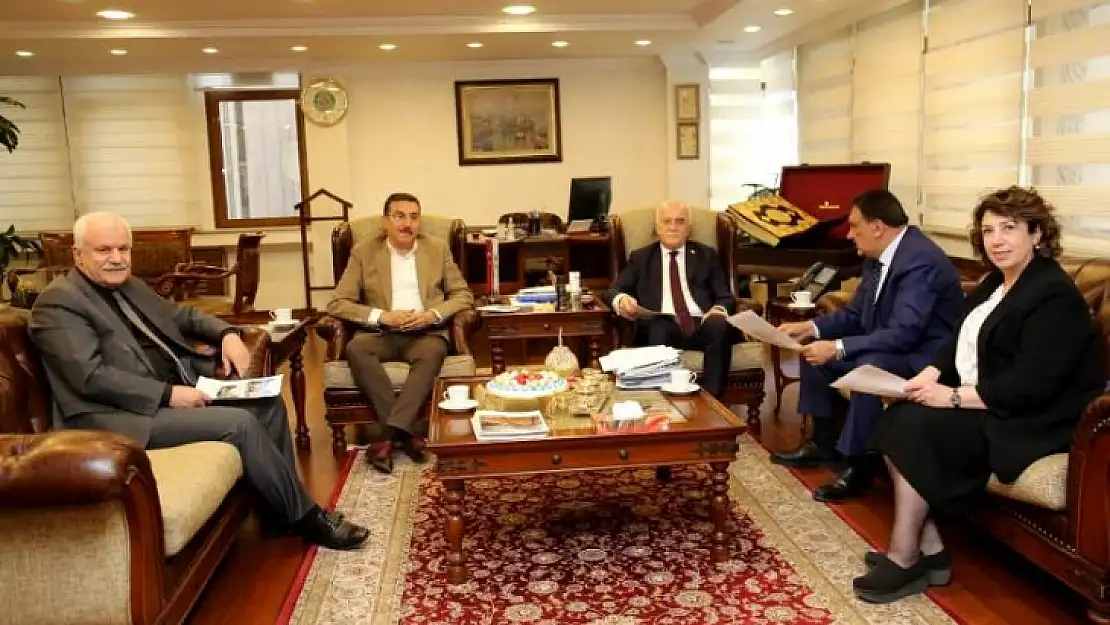 Mv. Tüfenkci'den Yeni Cami Açıklaması
