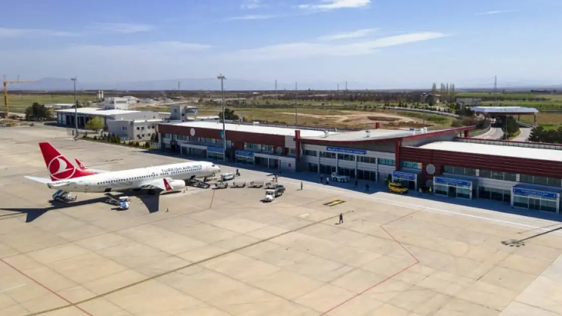 Nisan'da Malatya Havalimanı'nda 46.076 Yolcuya Hizmet Verildi