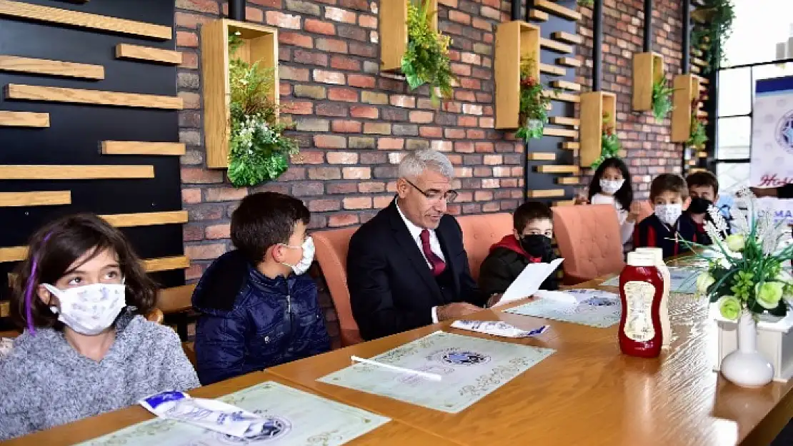 Öğrenciler Mektup Yazdı, Başkan Güder Geri Çevirmedi