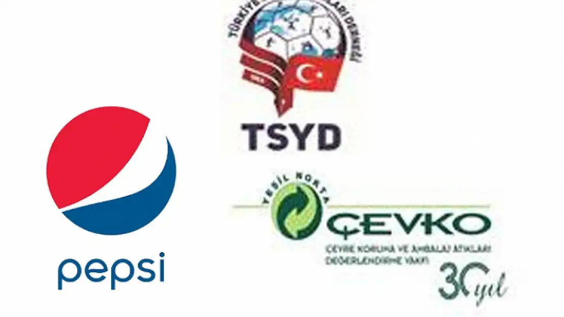 Pepsi 'Yıldız Futbolcu Seminerleri'nde  Genç Futbolseverlerle İzmir'de Buluşuyor