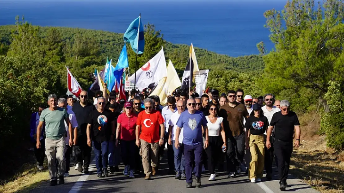 Prof. Dr. Özdağ' Onlar Çoksa Biz Türk'üz'