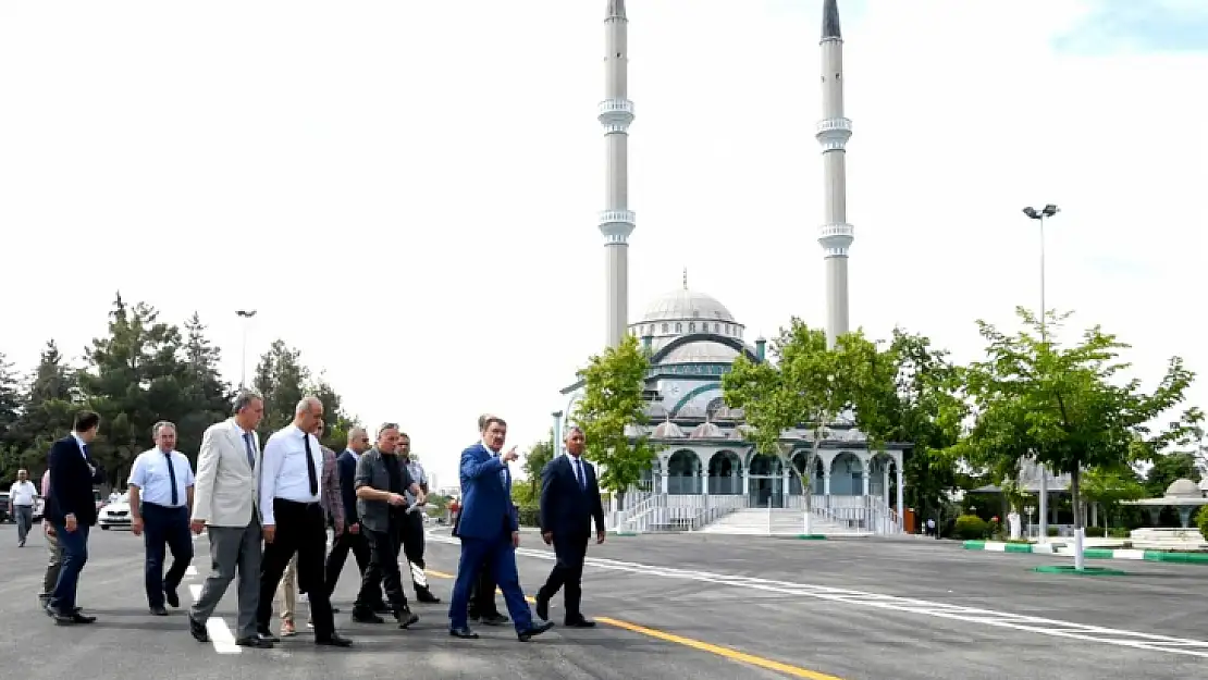 Şehir Mezarlığı Asfaltlama Çalışmaları
