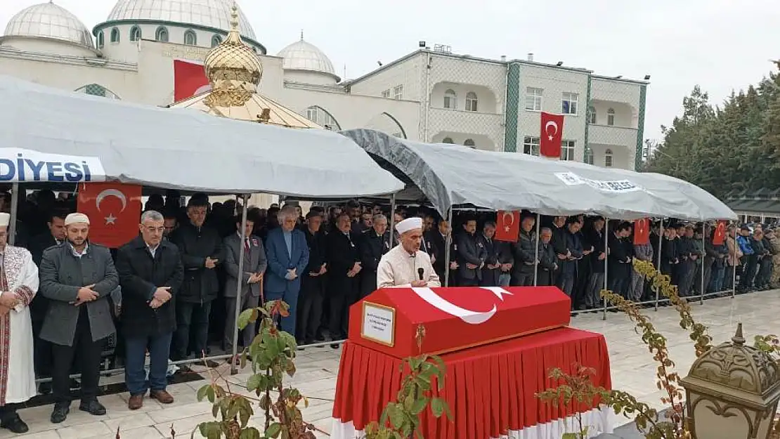 Şehit Polis Memuru Lütfü Beykoz Örückü'de Son Yolculuğuna Uğurlandı