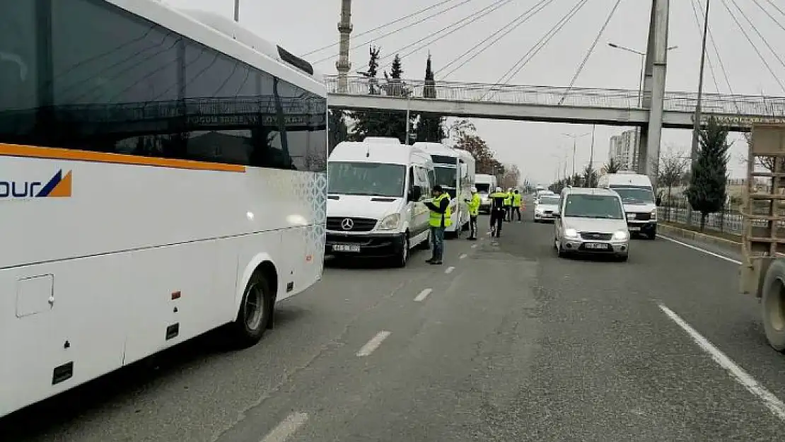 Servis Araçlarına Sıkı Denetim