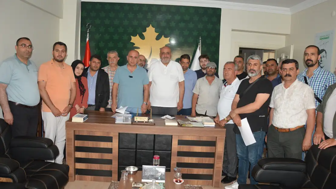 Şire Pazari Esnafı Gelecek Partisini Ziyaret Etti