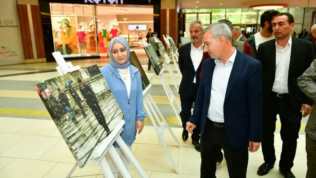 'Sokak Fotoğrafçılarımızın Özel Karelerini Hemşehrilerimizle Buluşturduk'