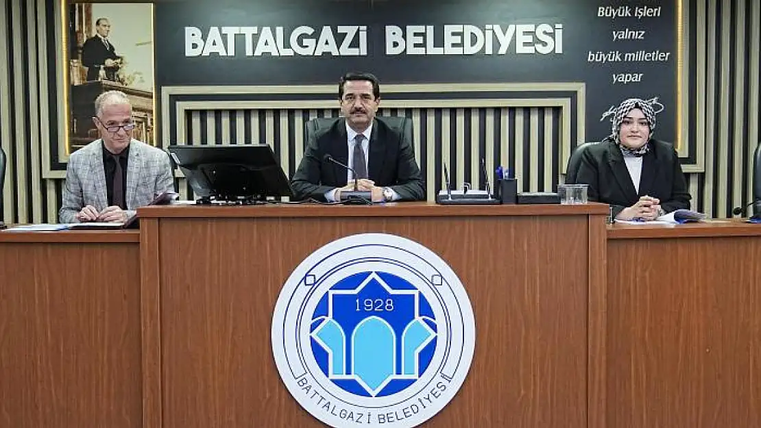 Taşkın: Vatan, Millet, Bayrak Gibi İnançlarımız Hepimizin Kırmızı Çizgisidir
