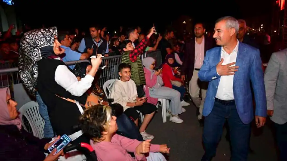 'Teşekkürler Malatya, Teşekkürler Gençler'