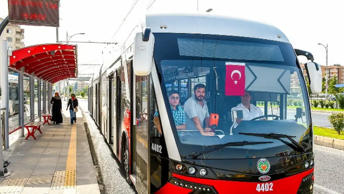 Trambüs Sefer Aralıkları 6 Dakikaya İniyor