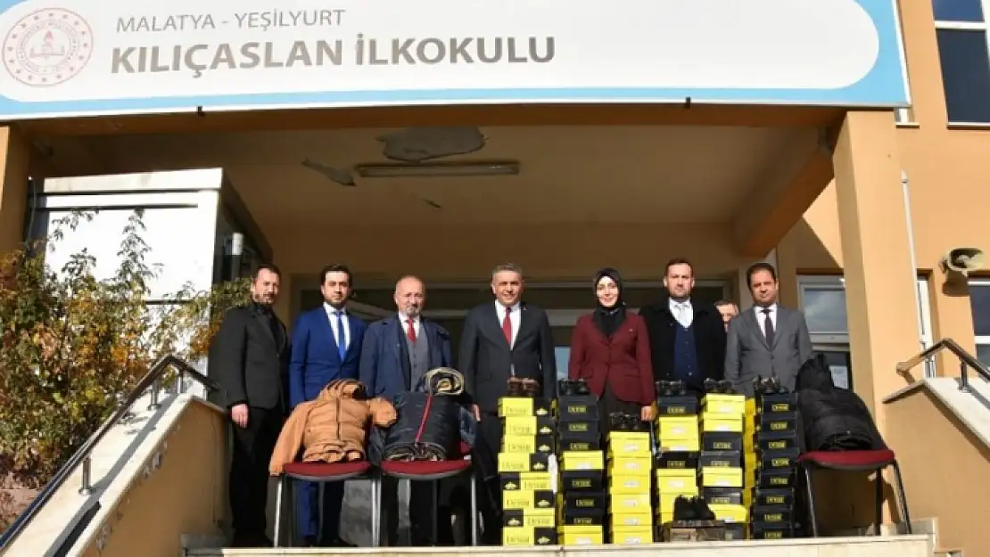 TSO'dan Öğrencilere Bot ve Mont Yardımı