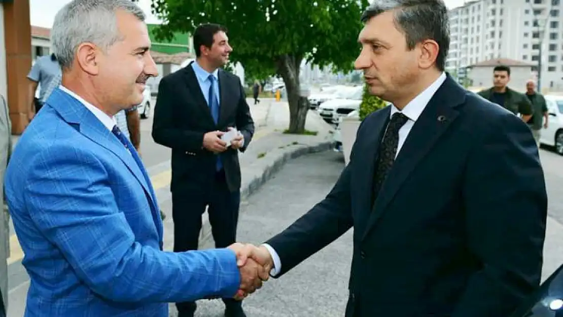 Vali Şahin'den Başkan Çınar'a İadeyi Ziyaret