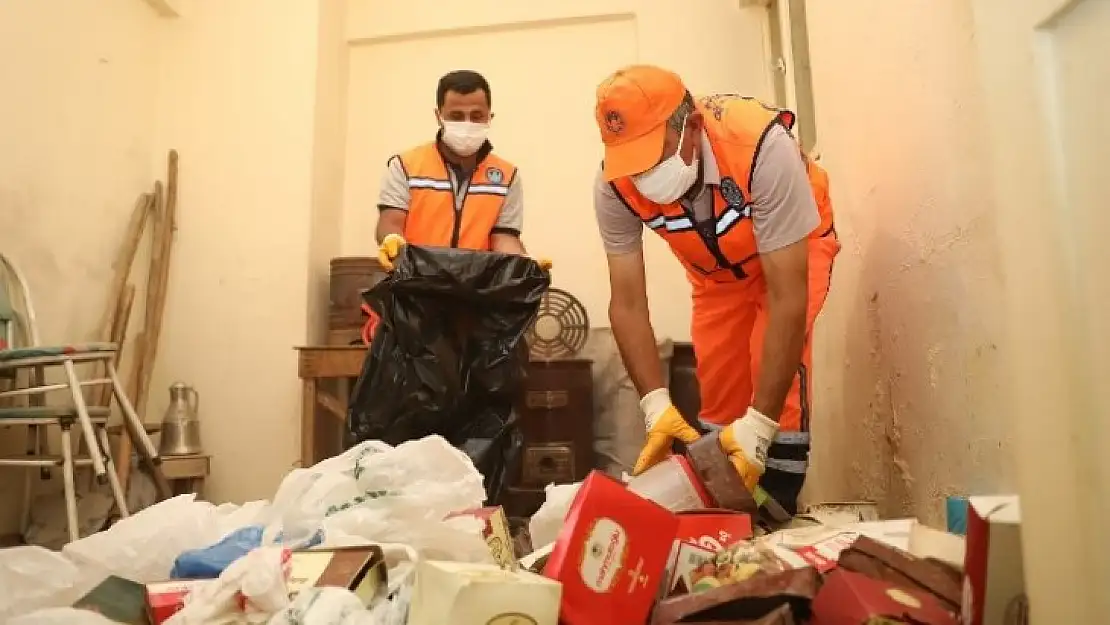 Yaşlı Kadının Yardımına Battalgazi Belediyesi Yetişti
